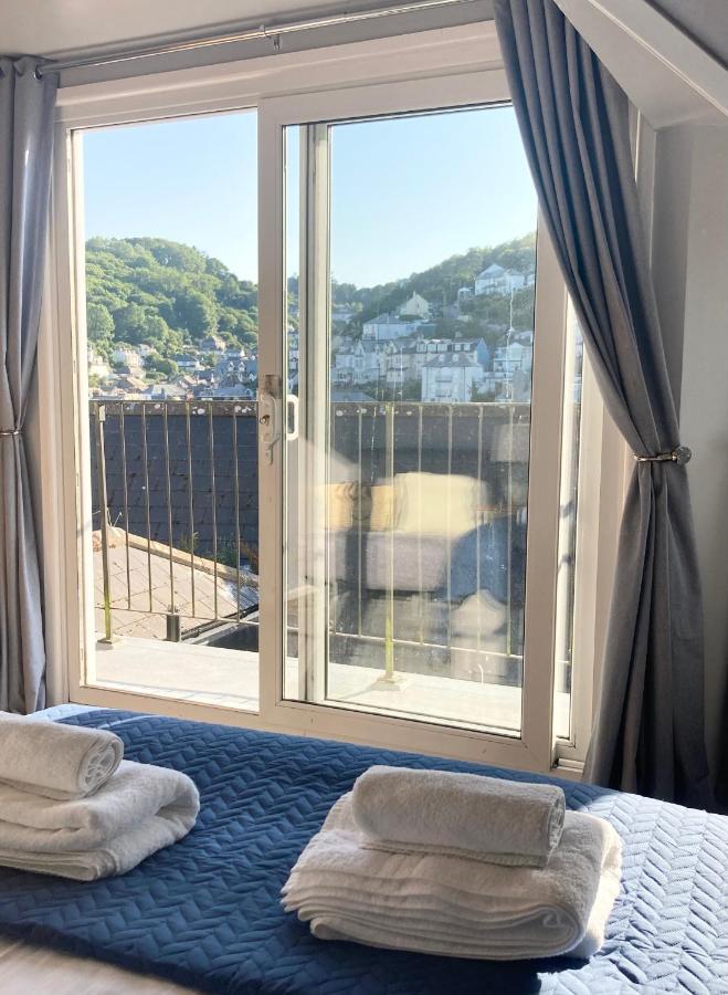Looe With A View - Entire Apartment With Free Allocated Parking Extérieur photo