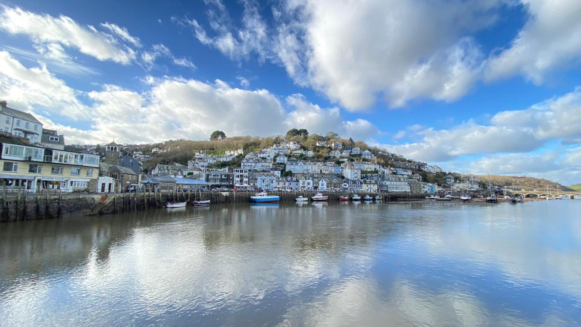 Looe With A View - Entire Apartment With Free Allocated Parking Extérieur photo